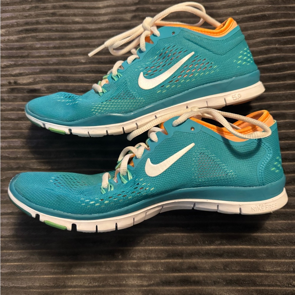 Nike Free 5.0 Sneakers